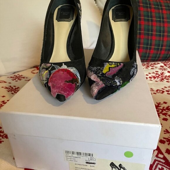 Dior Dior Black Suede Velvet Patch and Embroidered Pumps Size 38 - Picture 2 of 4